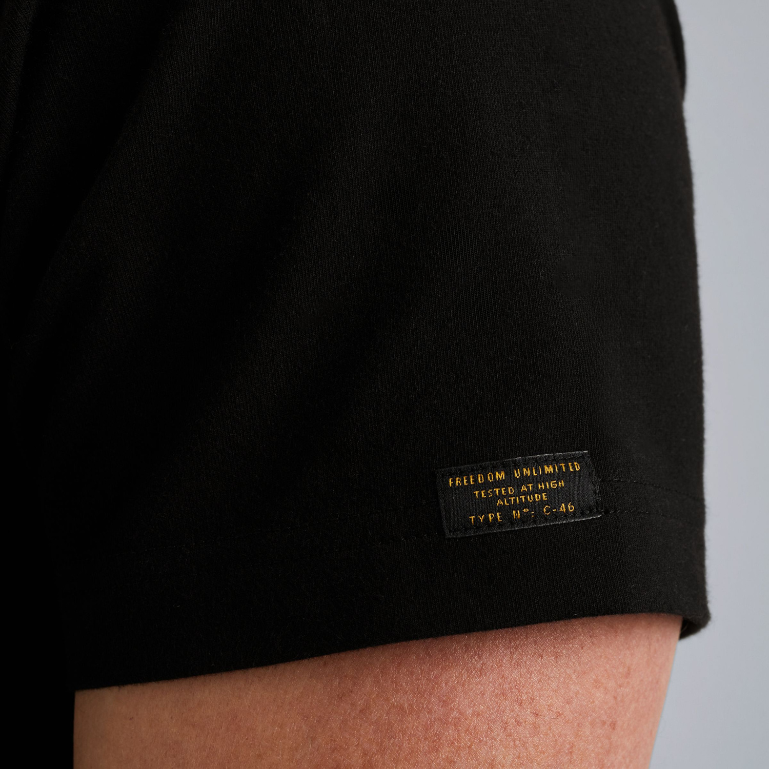 PTSS2510584-999_model_5