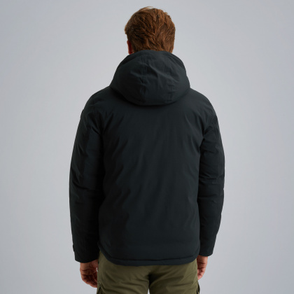 PJA2508111-5281_model_3